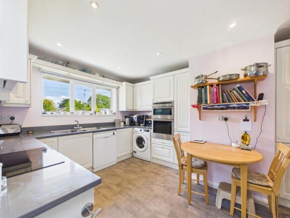 CAM04018G0-PR0260...