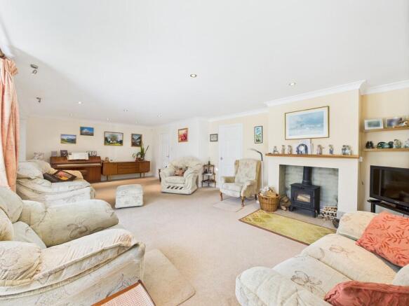 CAM04018G0-PR0260...