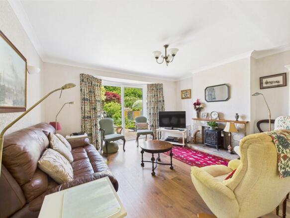 CAM04018G0-PR0238...