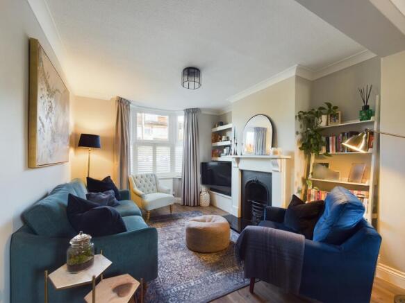 CAM01080G0-PR0323-STILL003