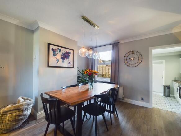 CAM01080G0-PR0323-STILL004