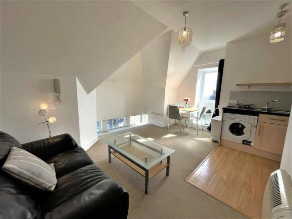 16 PArk View IMG_...