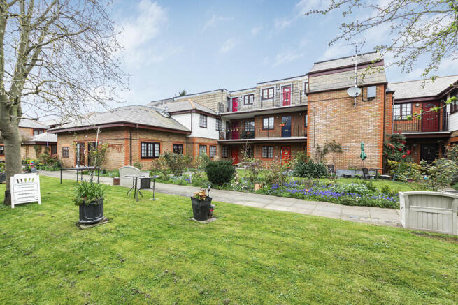Communal Gardens ...