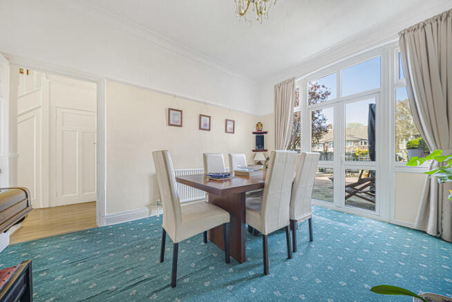 Dining Room (2)