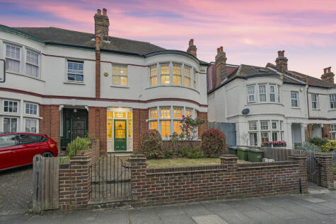 Everest Road, Eltham SE9