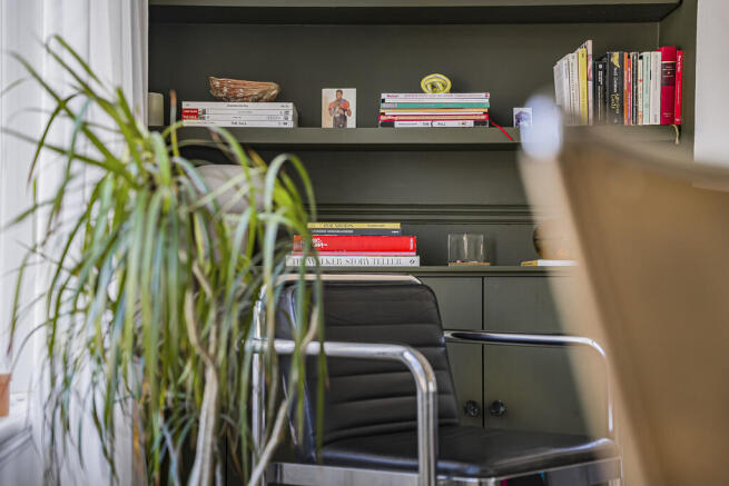 Lounge Shelving