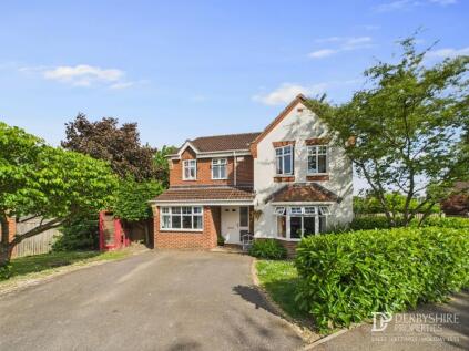 Woodfield Road, South Normanton, DE55