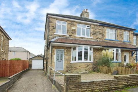 Low Ash Grove, Shipley, BD18 1JL