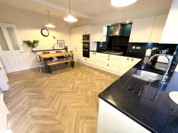Dining Kitchen