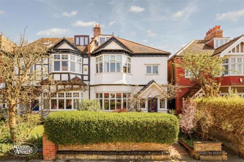 Lavington Road, Northfields