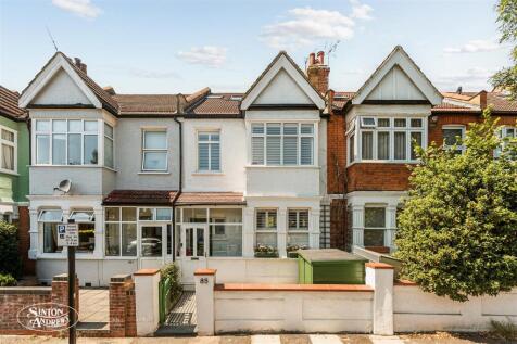 Camborne Avenue, Northfields