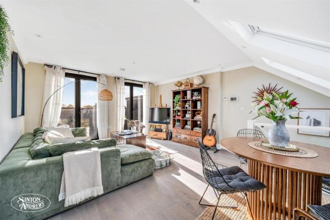 90a Darwin Road-2.jpg