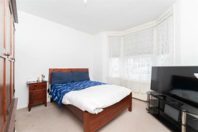 87b St Marks bed 1.jpg