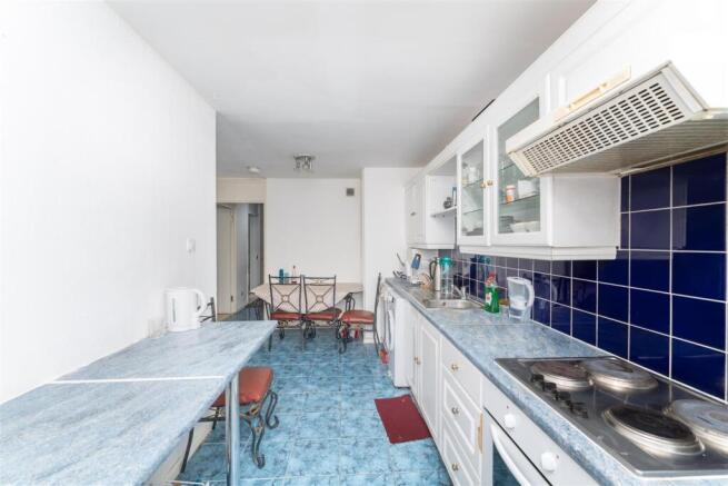 176 Gloucestr Kitch 2.jpg