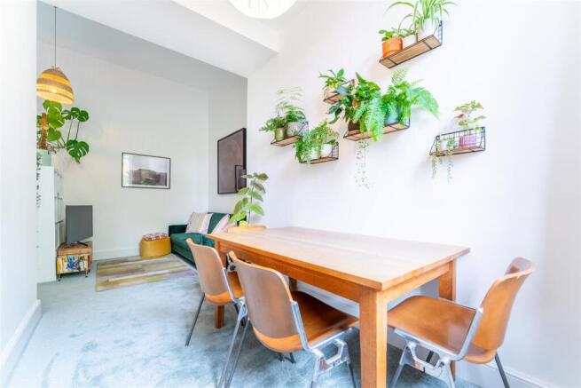 17 Osterley Dining.jpg