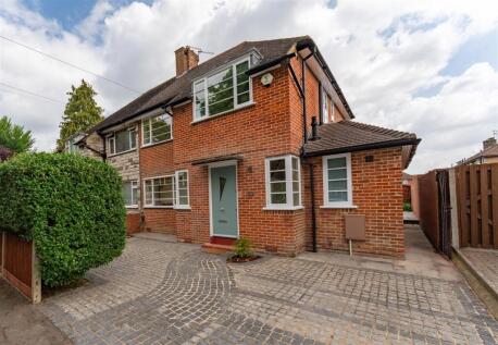 Cuckoo Avenue, Hanwell