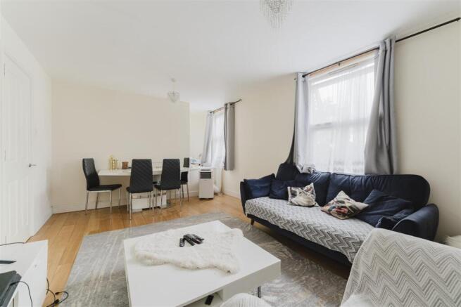 47b Greenford Avenue Recp.jpg