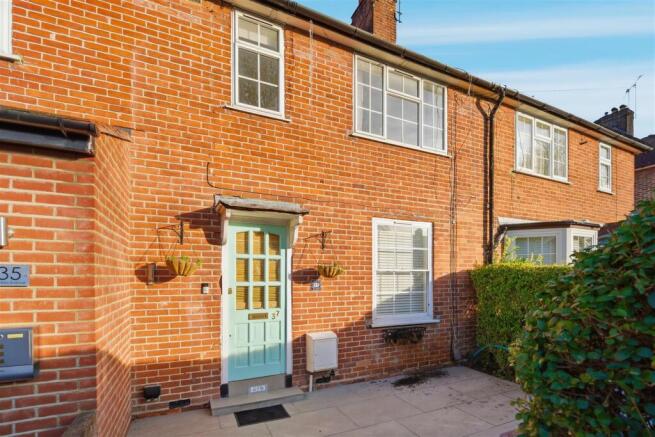 37 Cuckoo Avenue.jpg