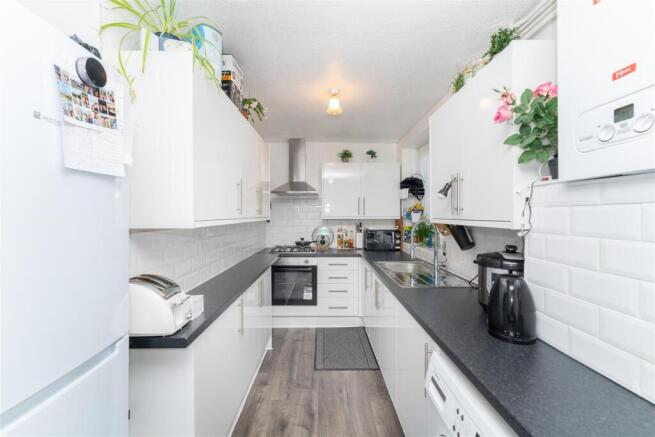 41 Templeman Kitch 2.jpg