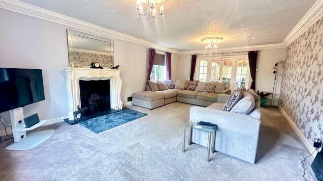 Lounge/Garden Room