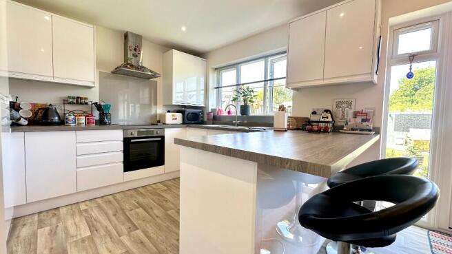 Fitted Kitchen/Diner