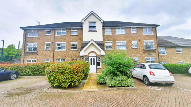 2 BEDROOM - SECOND FLOOR FLAT