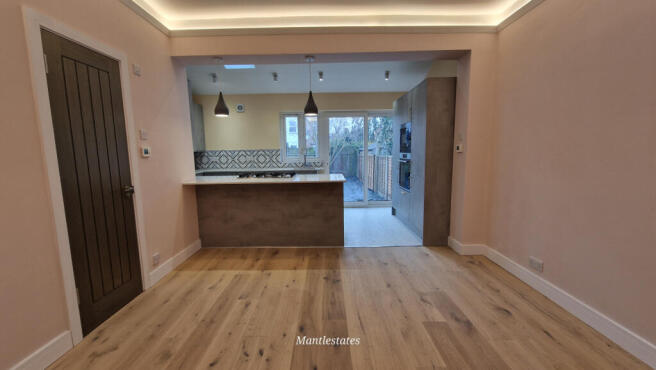 3 Bedroom End of Terraced House