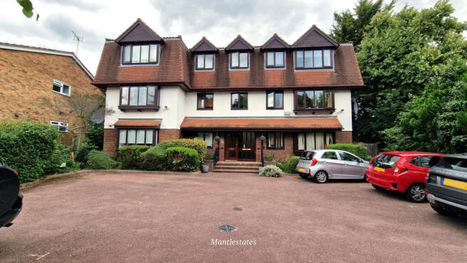 3 Double Bedroom First Floor Flat