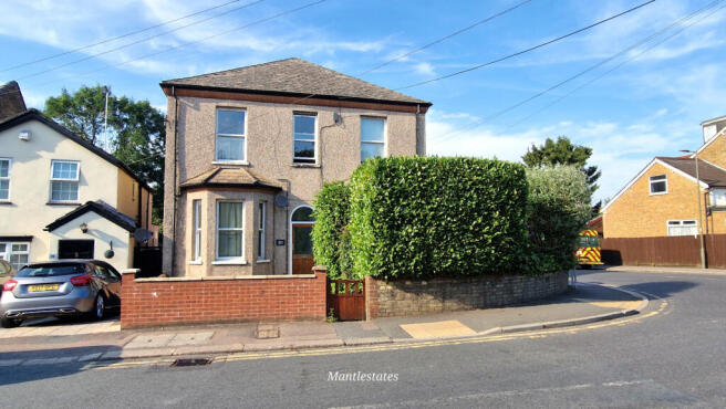 One Bedroom Ground Floor Flat