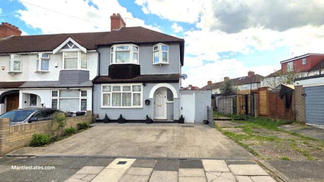 3 Bedroom End of Terraced House