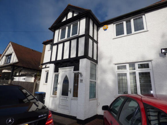 3 bedroom flat to rent