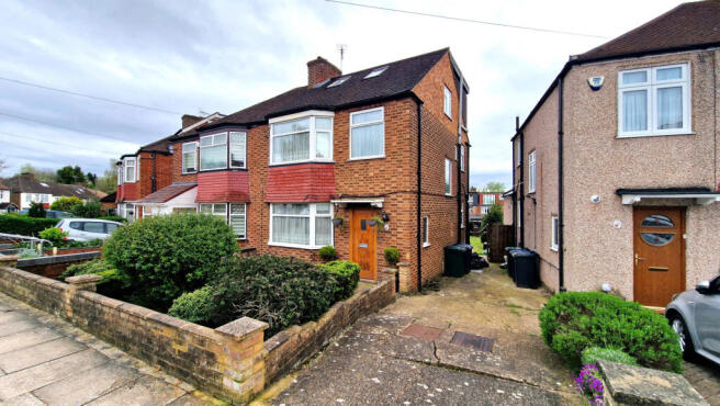 5 Bedroom Semi-Detached House