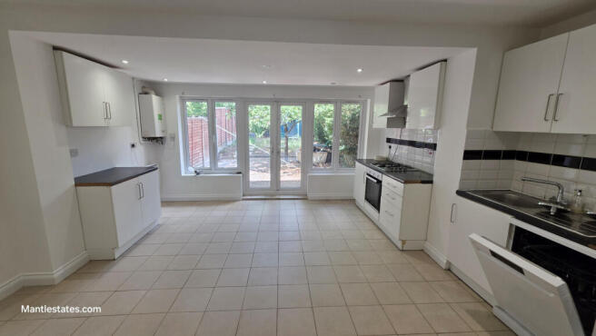 KITCHEN-DINER