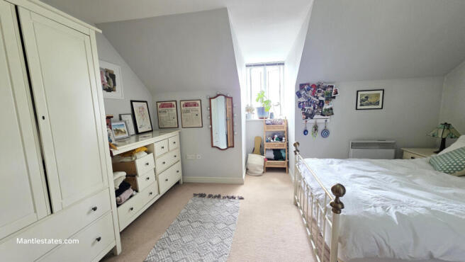 ONE BEDROOM FLAT