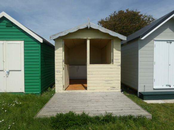 2nd Row Beach Hut