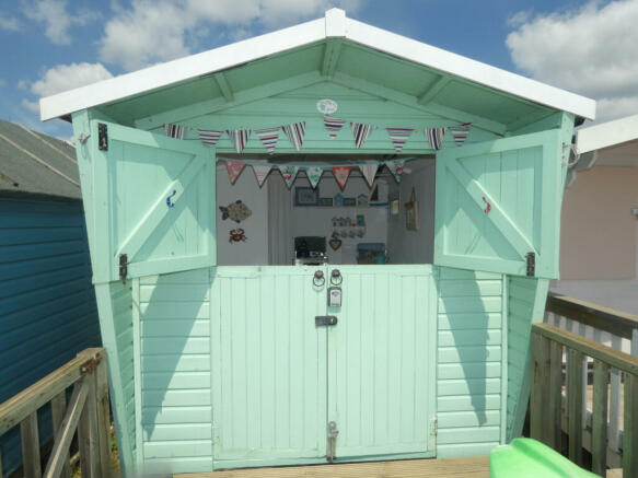 2nd Row Bedroom Beach Hut for Sale