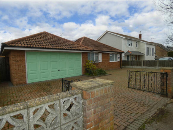 2 Bedroom Bungalow for Sale