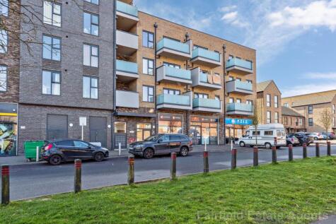 Pearkes House, Fairfield Avenue, South Oxhey