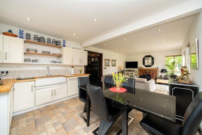 Kitchen_Family
