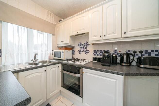 Kitchen (2)