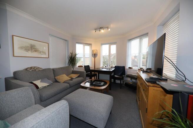 Living Room (2)