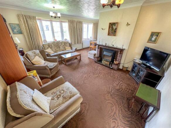 OPEN PLAN LIVING DINING ROOM