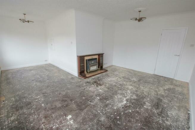 OPEN PLAN LIVING DINING ROOM