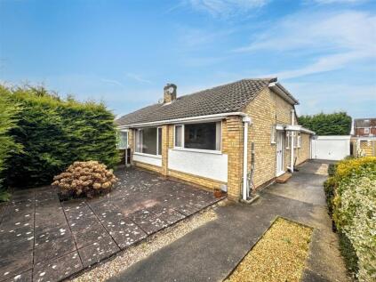 Pitt Way, Farnborough