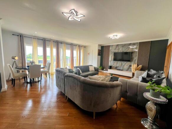 Dining /Living Room