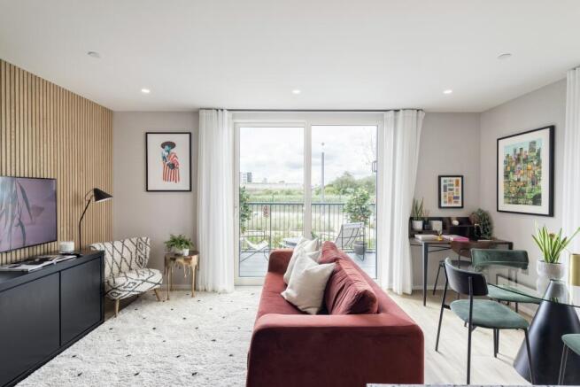 Poplar Riverside- show apartment