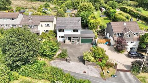 Swallowfields, Harrowbeer Lane, Yelverton