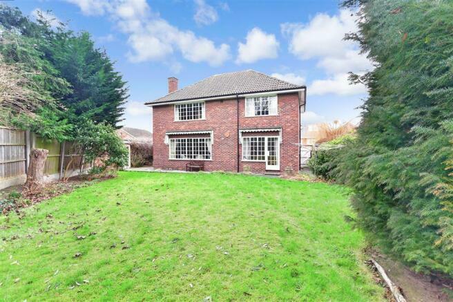 Big House Detached For Sale - Chigwell