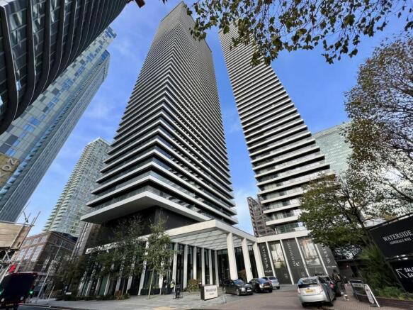Bagshaw Building - Top Floor Flat - Next To Canary