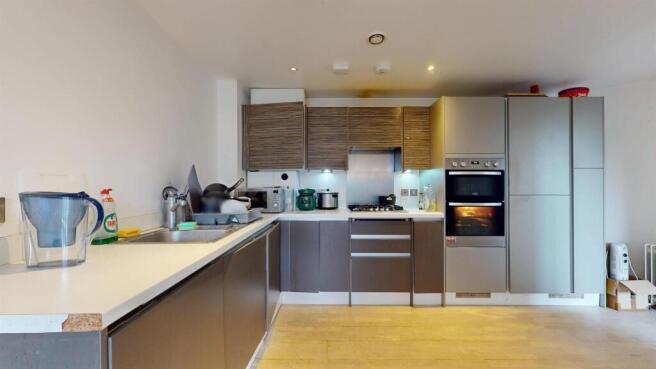 Manchester Road, E14, For Sale By Barrain London